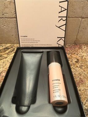 NWT-Mary Kay TimeWise Pore Minimizer ONLY Pale Pink Bottle